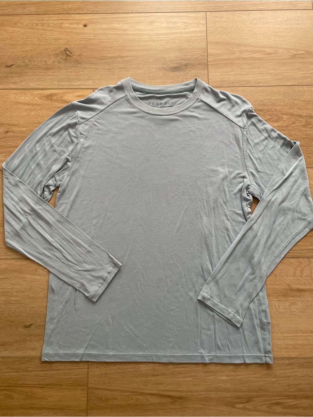 Free Fly Men's Light Gray Long-Sleeve Crewneck Shirt L